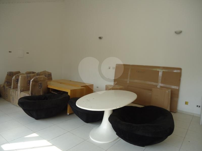 Casa Térrea à venda com 3 quartos, sendo 1 suíte,  em Vila Mariana, São Paulo, SP