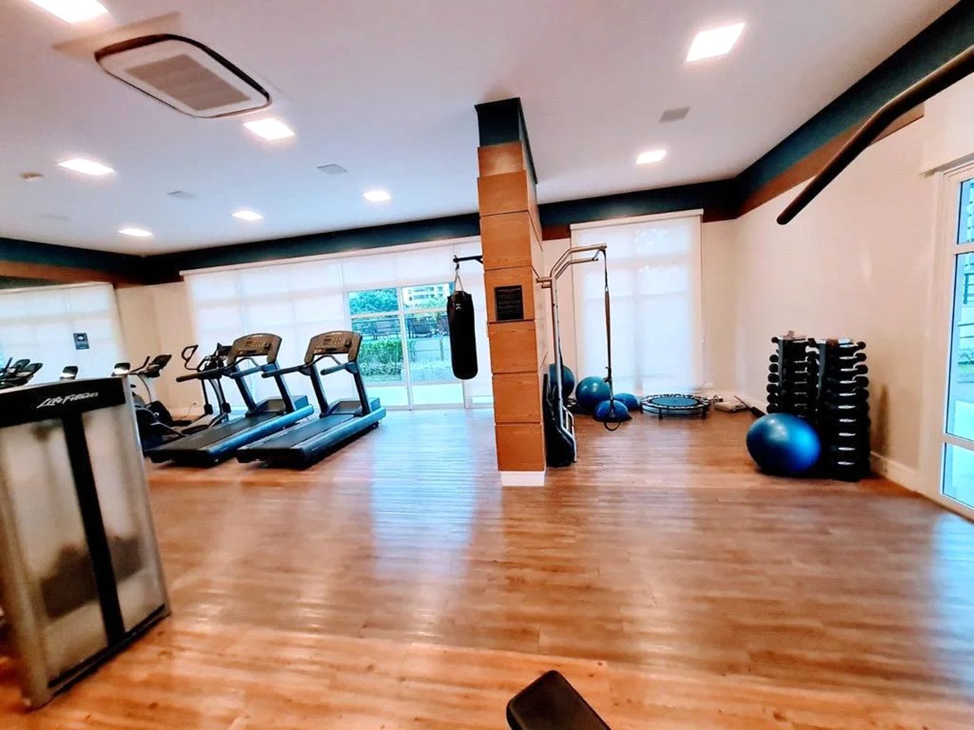 Apartamento à venda com 4 quartos, sendo 3 suítes, em Vila Andrade, São Paulo, SP