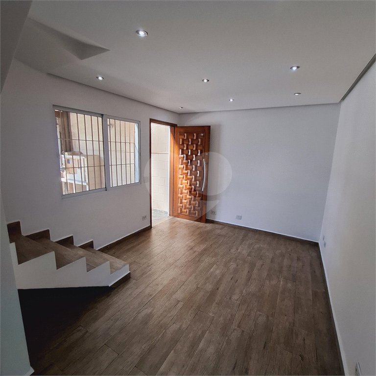 Sobrado à venda com 2 quartos em Interlagos, São Paulo, SP