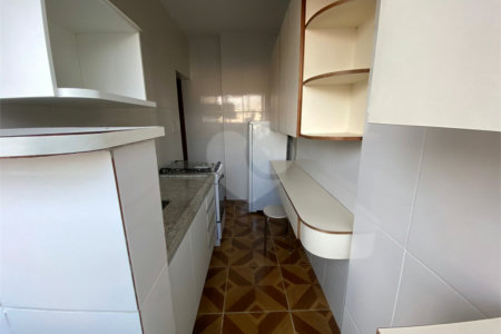 Apartamento á venda com 44m² -Liberdade