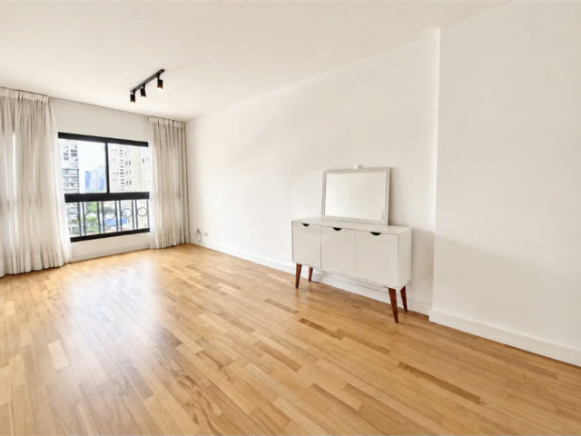 Apartamento à venda com 2 quartos, sendo 1 suíte,  em Brooklin, São Paulo, SP
