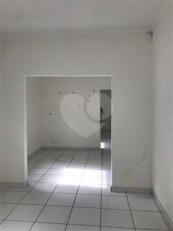 Casa à venda com 3 quartos, sendo 1 suíte,  em Vila Olímpia, São Paulo, SP