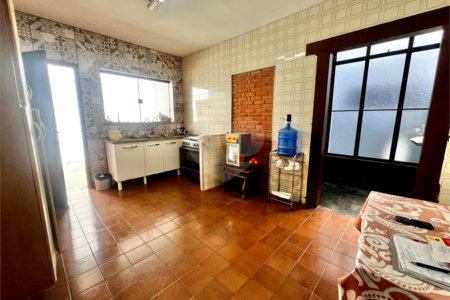 Casa à venda com 3 quartos, sendo 1 suíte, no Centro, Itapetininga, SP