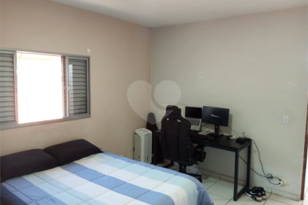 Casa à venda com 3 suítes em Jardim Três Marias, Salto, SP