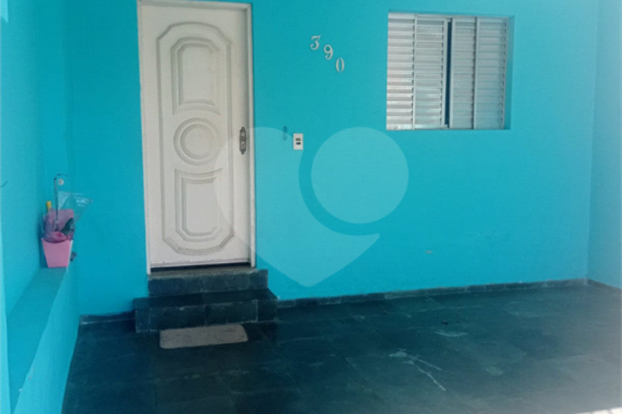 Casa à venda com 3 quartos, sendo 2 suítes, no condomínio Casa, São Paulo - SP