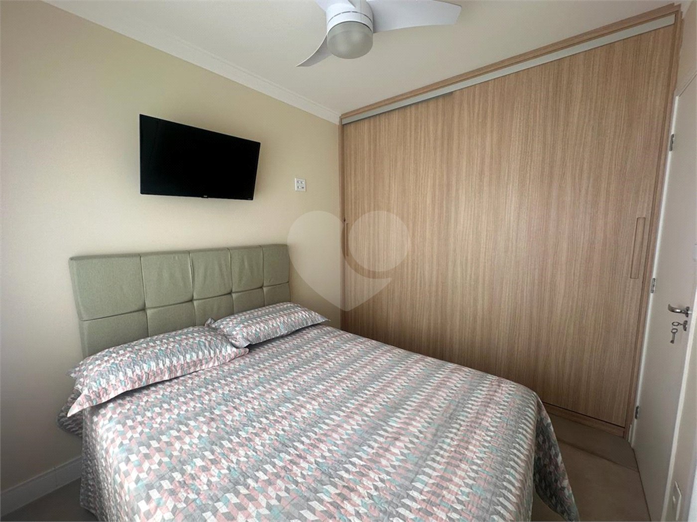 Apartamento à venda com 3 quartos, sendo 1 suíte, em Vila Andrade, São Paulo, SP