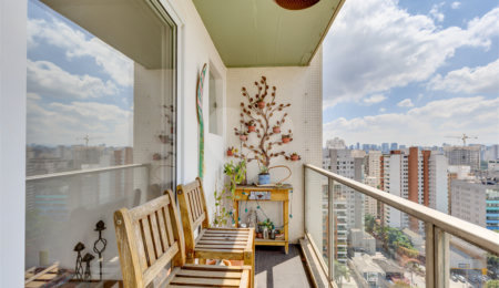 Apartamento à venda com 2 quartos, sendo 1 suíte,  em Campo Belo, São Paulo, SP