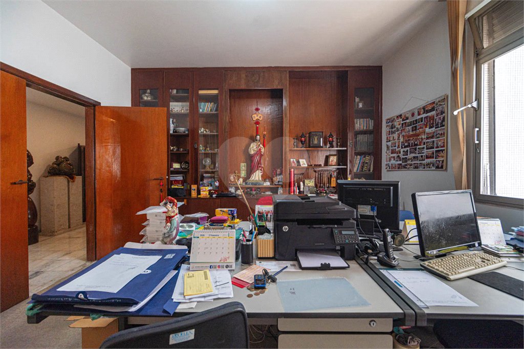 Apartamento à venda ou para alugar com 4 quartos, sendo 1 suíte,  em Jardim América, São Paulo, SP