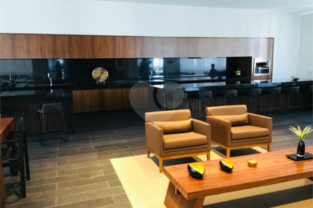 Apartamento à venda com 1 suíte em Chácara Santo Antônio, São Paulo, SP