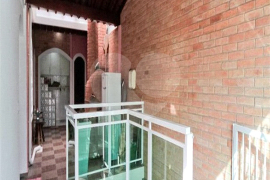 Sobrado à venda com 3 quartos, sendo 1 suíte, em Parada Inglesa, São Paulo, SP