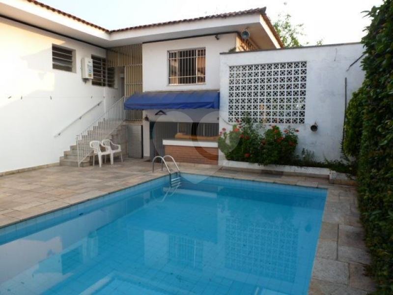 Casa Térrea à venda com 3 quartos, sendo 1 suíte, em Caxingui, São Paulo, SP