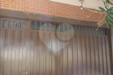 Sobrado à venda com 6 quartos, sendo 2 suítes,  em Residencial Parque dos Servidores, Ribeirão Preto, SP