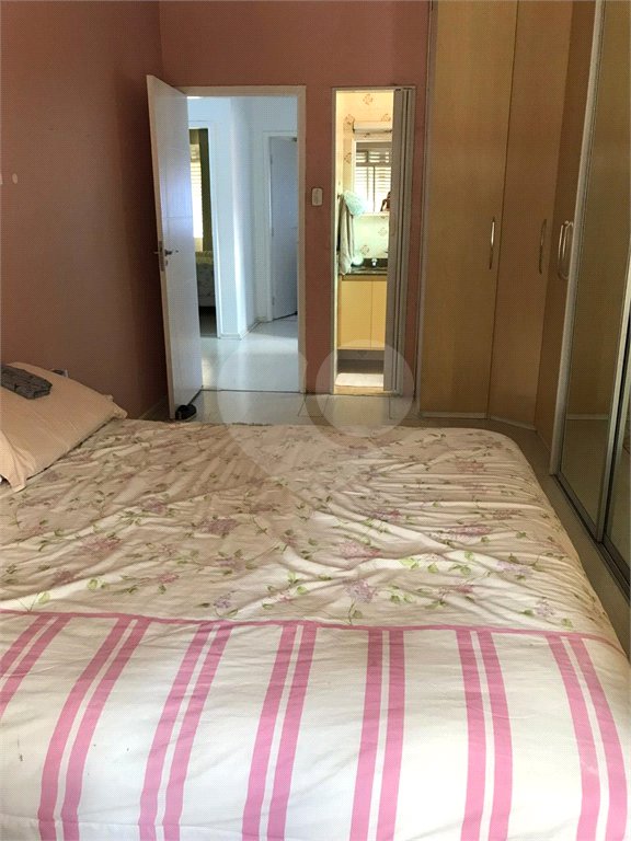 Sobrado à venda ou para alugar com 4 quartos, sendo 1 suíte, em Parada Inglesa, São Paulo, SP