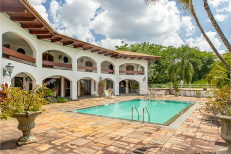 Casa à venda com 4 suítes em Granja Viana, Cotia, SP