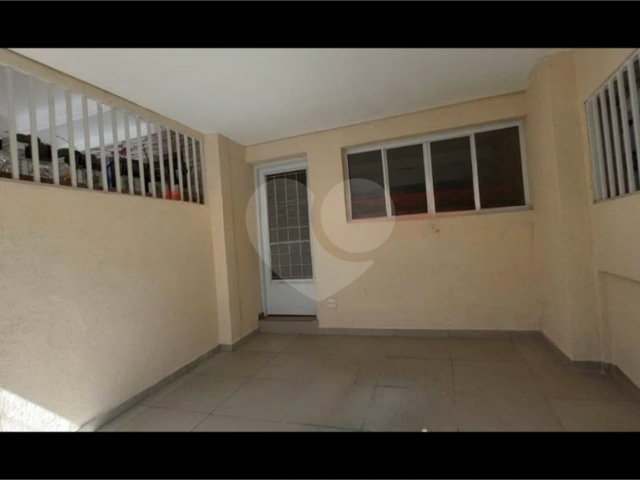Sobrado à venda com 3 quartos, sendo 1 suíte,  em Santana, São Paulo, SP