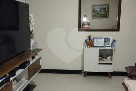 Casa à venda com 3 quartos, sendo 1 suíte, em Vila Maria Alta, São Paulo, SP