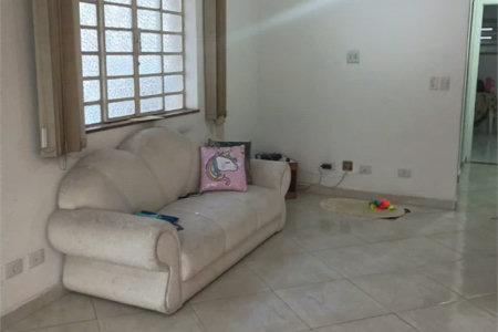 Casa à venda com 4 quartos, sendo 1 suíte, em Vila Cordeiro, São Paulo, SP