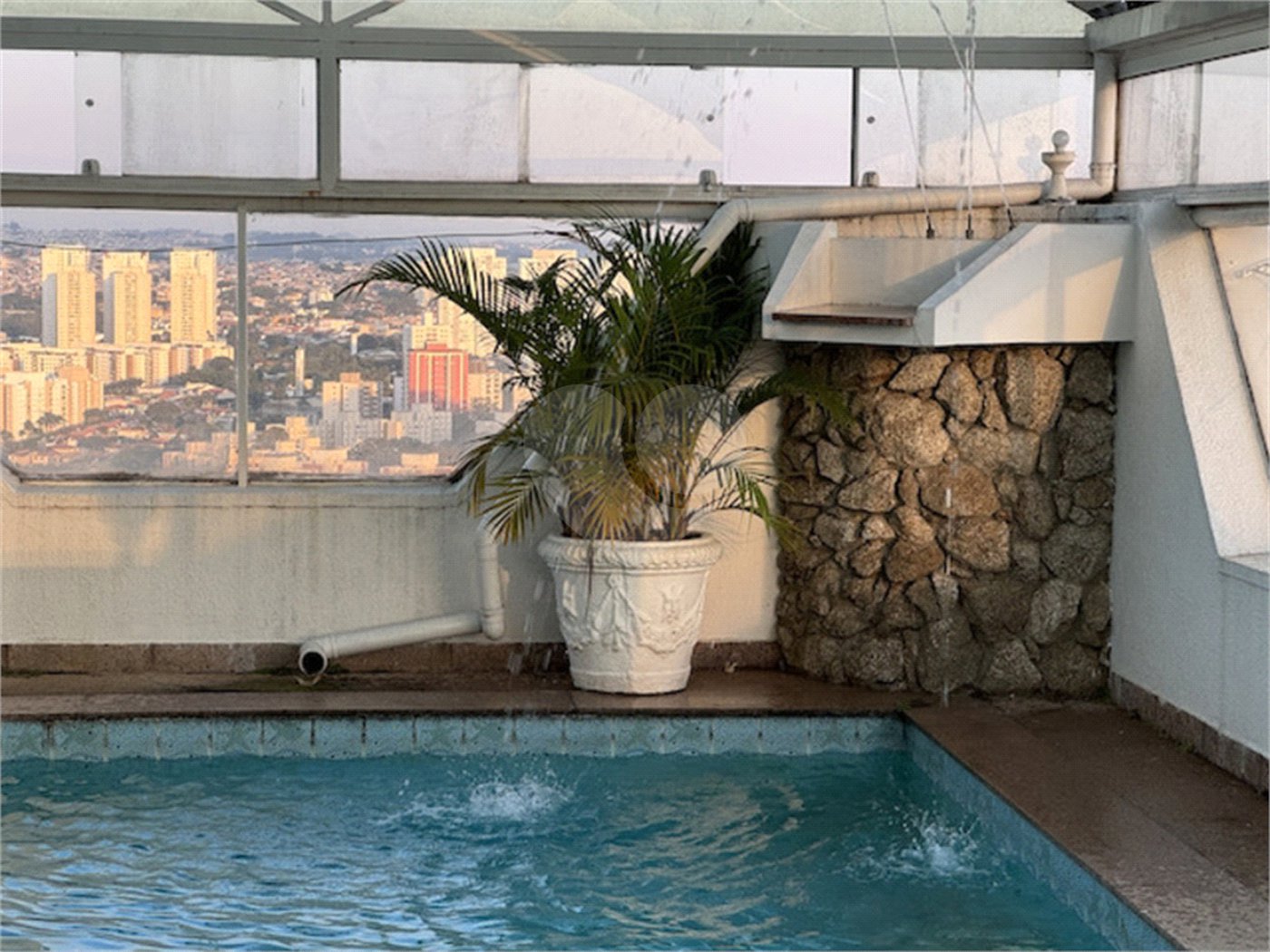 Cobertura à venda ou para alugar com 5 quartos, sendo 4 suítes, em Santo Amaro, São Paulo, SP