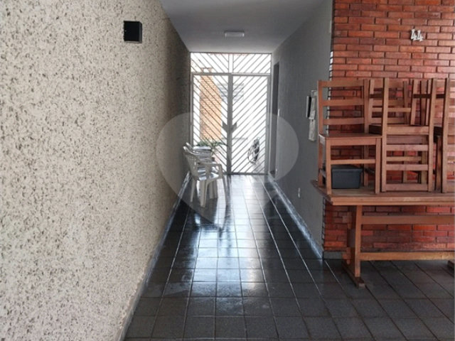 Sobrado à venda com 2 quartos em Tremembé, São Paulo, SP