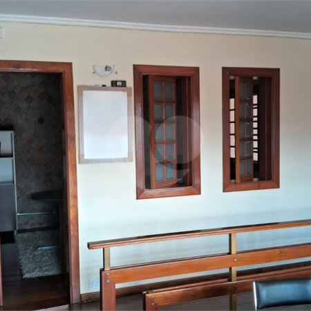 Sobrado à venda com 4 quartos, sendo 2 suítes, em Jardim Quisisana, Poços de Caldas, MG