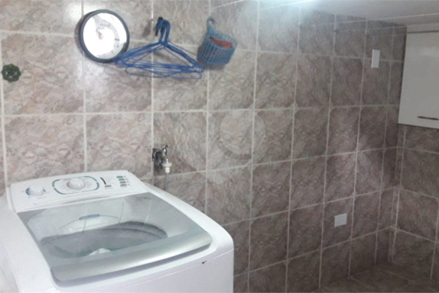 Sobrado à venda com 3 quartos, sendo 1 suíte, em Parque Continental I, Guarulhos, SP
