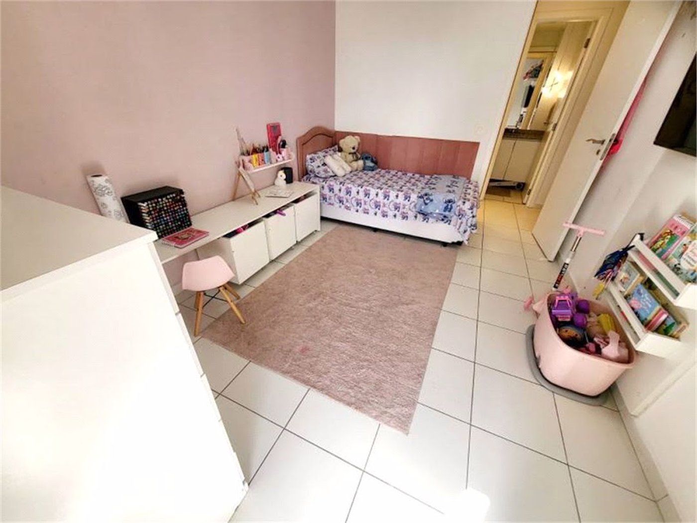 Apartamento Residencial à venda, Gonzaga, Santos - AP1004.