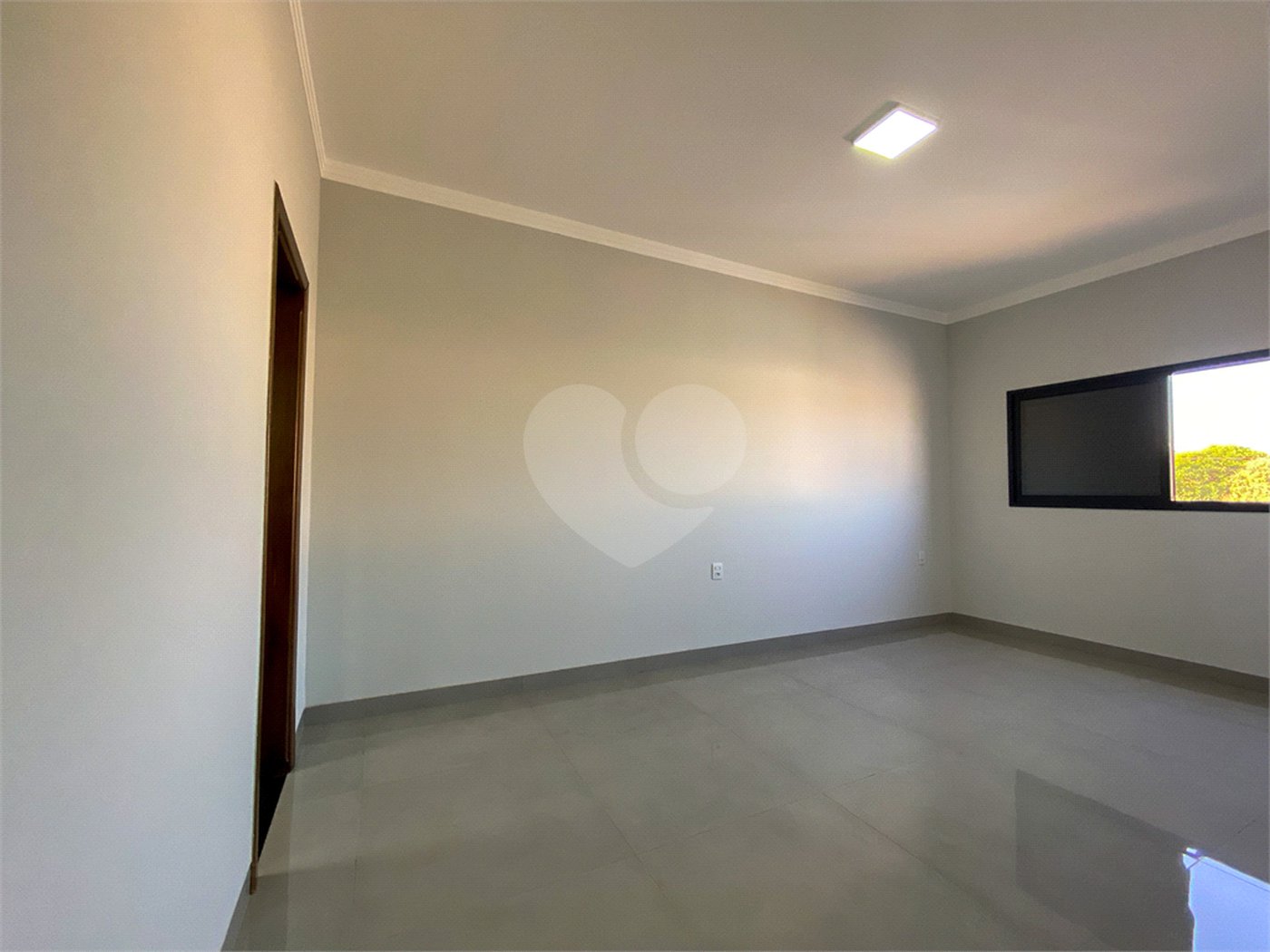 Casa à venda com 5 suítes no condomínio Nova Jerusalém - Jardinópolis, Jardinópolis - SP