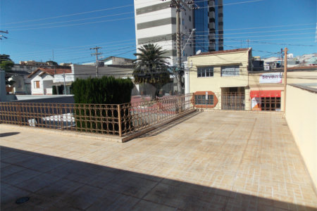Casa à venda ou para alugar com 5 quartos, sendo 3 suítes,  no Centro, Atibaia, SP