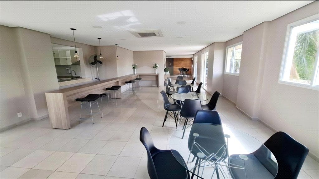 Apartamento à venda com 3 quartos, sendo 1 suíte, em Jardim Ester, São Paulo, SP