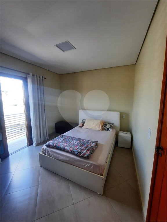 Sobrado à venda com 3 quartos, sendo 1 suíte,  em Jardim Nathalie, Mogi das Cruzes, SP