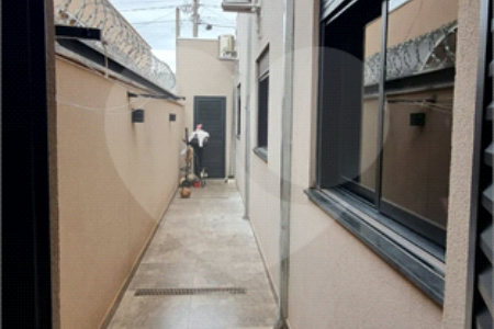 Casa à venda com 3 quartos, sendo 1 suíte, no condomínio Villas Mabel, Ribeirão Preto - SP