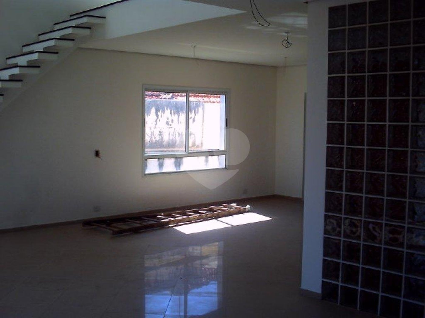 Sobrado à venda com 3 quartos, sendo 1 suíte, em Vila Irmãos Arnoni, São Paulo, SP