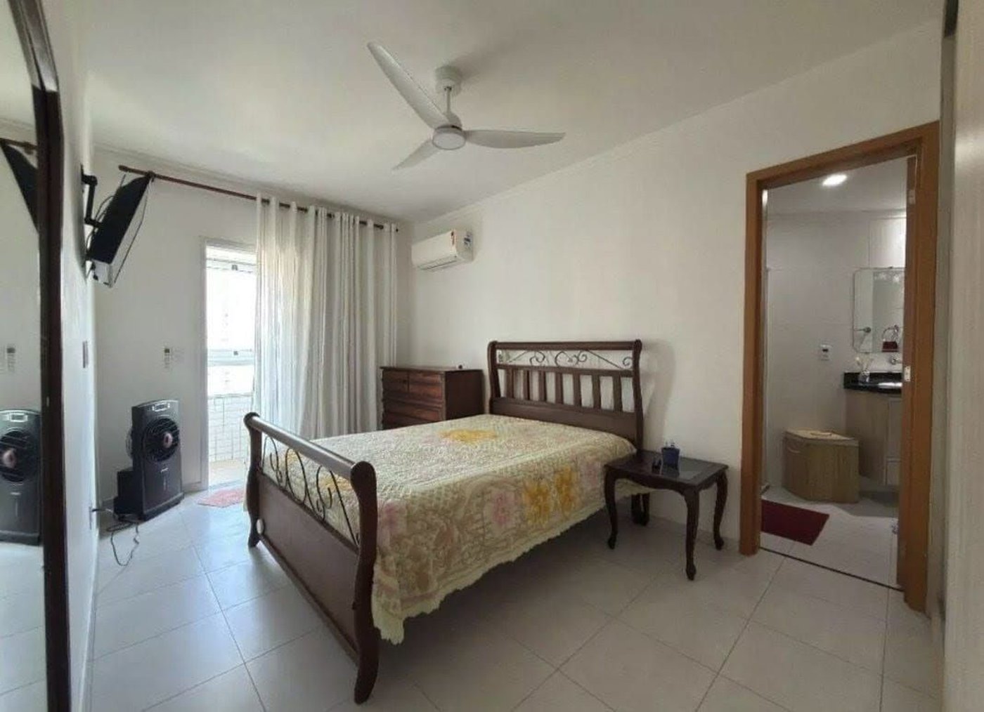 Apartamento com 2 dormitórios à venda, 89 m² por R$ 770.000,00 - Vila Guilhermina - Praia Grande/SP