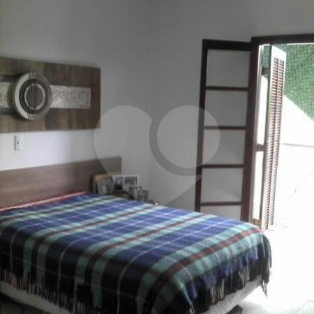 Sobrado à venda com 3 quartos, sendo 1 suíte, em Fazenda Morumbi, São Paulo, SP