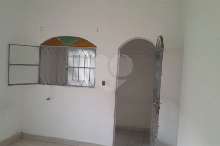 Casa para alugar com 2 quartos, sendo 1 suíte, em Campo Grande, Rio de Janeiro, RJ