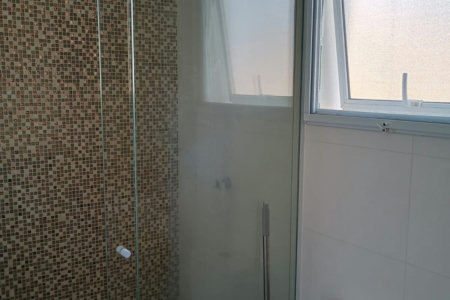 Casa à venda com 3 quartos, sendo 1 suíte,  no condomínio Vila flora, Hortolândia - SP
