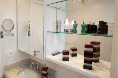 Apartamento à venda com 4 quartos, sendo 3 suítes, em Vila Romana, São Paulo, SP