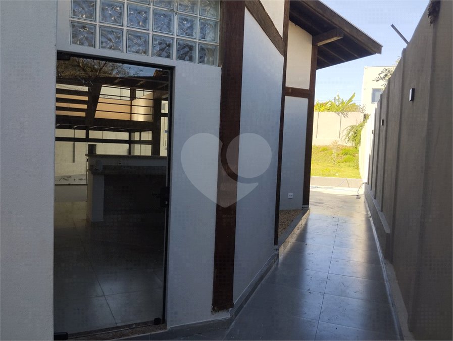 Casa à venda com 3 quartos, sendo 2 suítes, em Vila Harmonia, Araraquara, SP