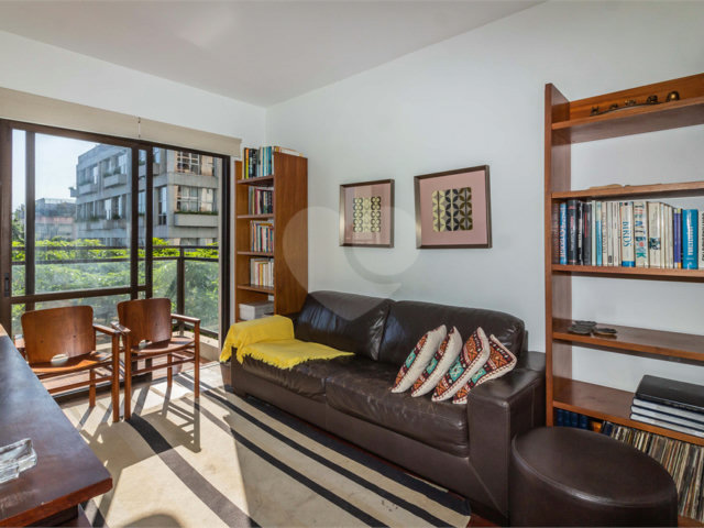 Apartamento à venda com 2 quartos, sendo 1 suíte,  em Vila Madalena, São Paulo, SP