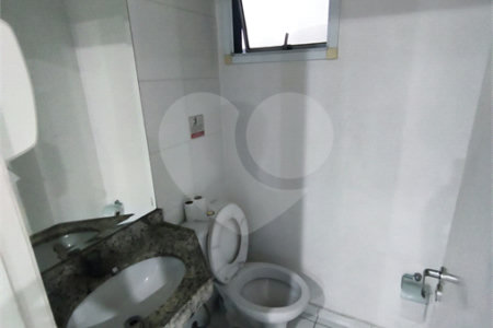 Apartamento à venda com 2 quartos em Vila Guilhermina, São Paulo, SP