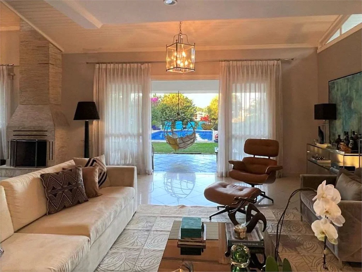 Casa à venda com 4 suítes em Vila Santo Antônio, Cotia, SP