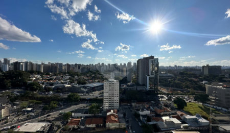 Apartamento à venda com 3 quartos, sendo 2 suítes,  em Vila Clementino, São Paulo, SP