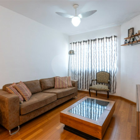 Sobrado à venda com 3 quartos, sendo 1 suíte, em Vila Morse, São Paulo, SP