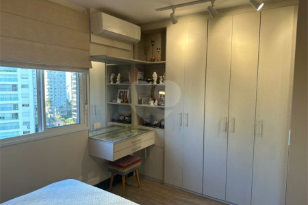 Apartamento à venda com 2 suítes em Jardim Fonte do Morumbi, São Paulo, SP