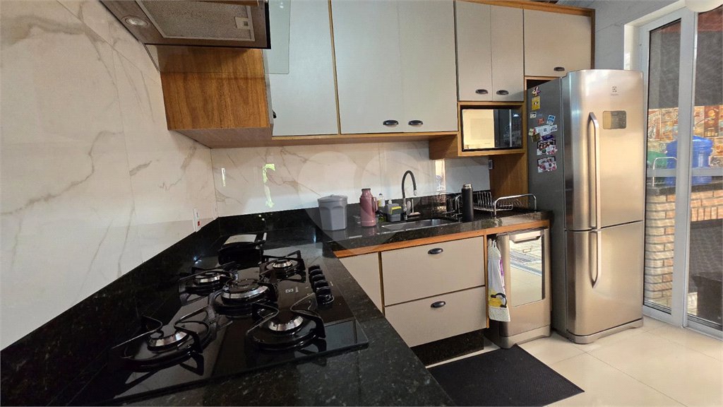 Casa à venda com 2 quartos no condomínio Colorado Town House, São Paulo - SP