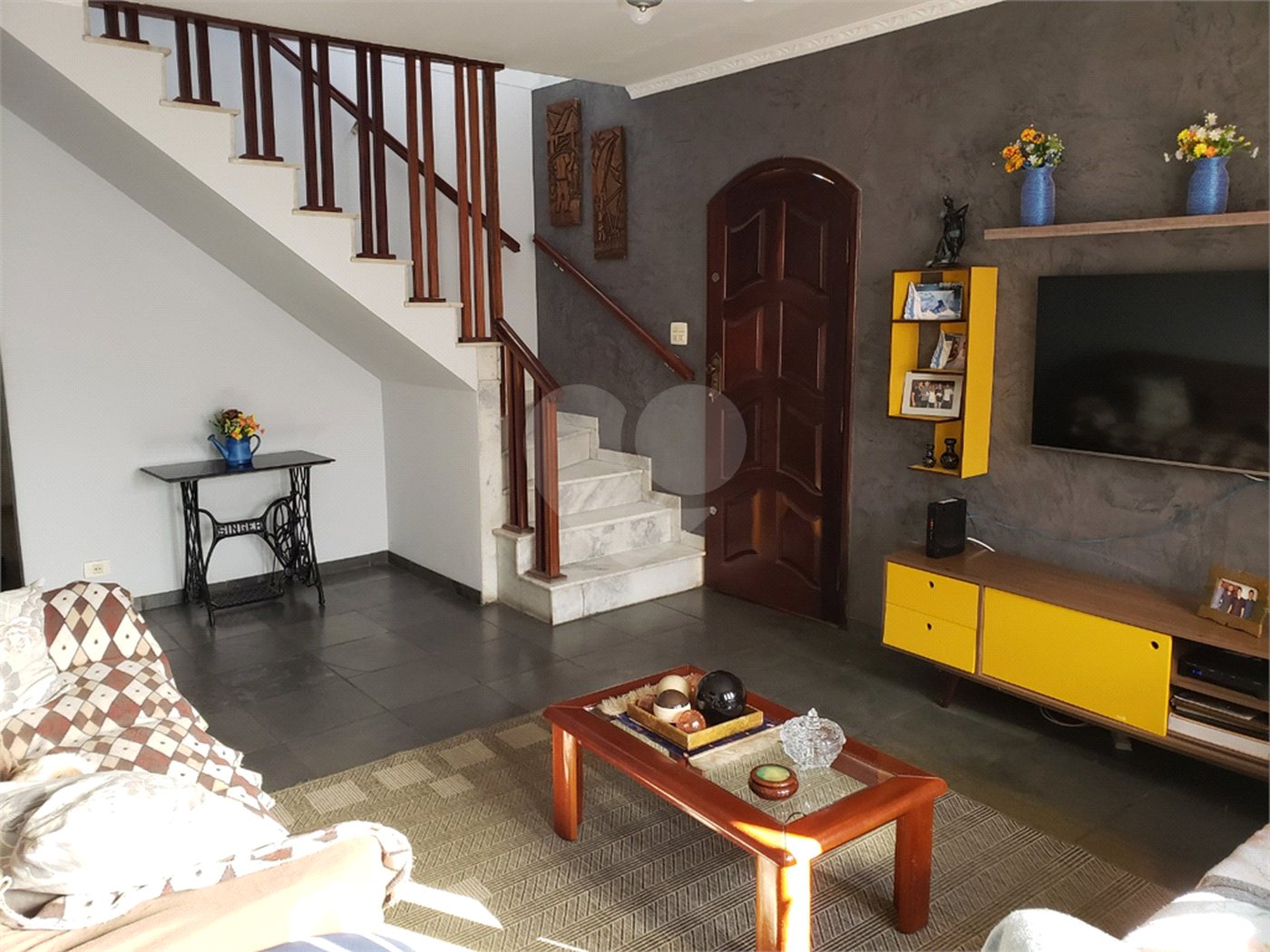 Sobrado à venda com 3 quartos, sendo 1 suíte,  em Vila Gustavo, São Paulo, SP