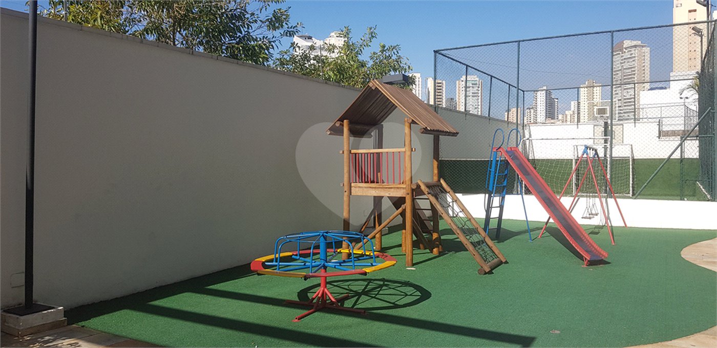 Apartamento à venda com 4 quartos, sendo 1 suíte,  em Santana, São Paulo, SP