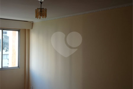 Apartamento à venda com 3 quartos, sendo 1 suíte, em Pinheiros, São Paulo, SP
