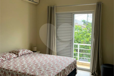 Casa à venda com 3 quartos, sendo 1 suíte, no condomínio Lago da Serra, Araçoiaba da Serra - SP