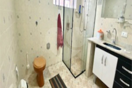 Sobrado à venda com 3 quartos em Água Fria, São Paulo, SP